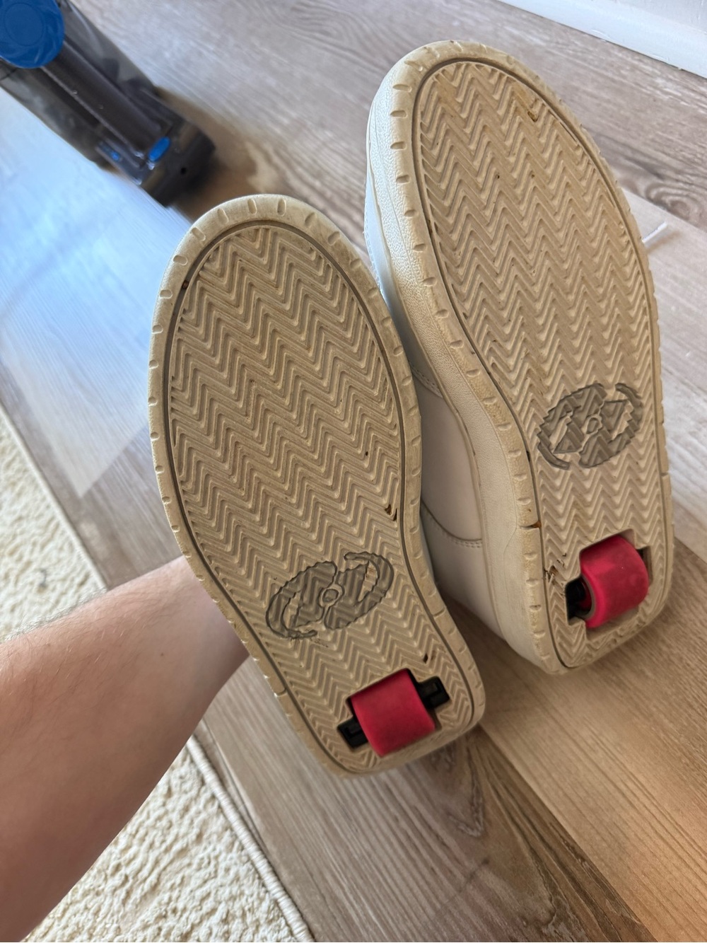Heelys White Sneakers with Pink Heel Wheels